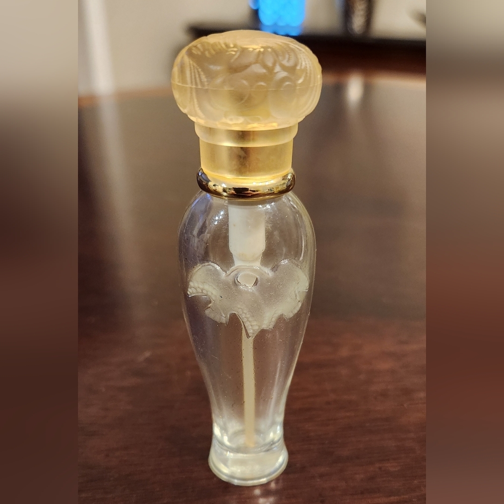 Vintage Nina Ricci Perfume Bottle